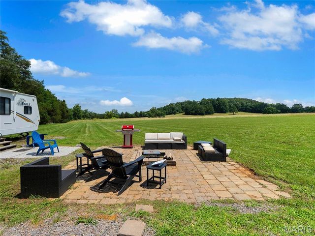 0000 Highway E, Fredericktown, MO 63645