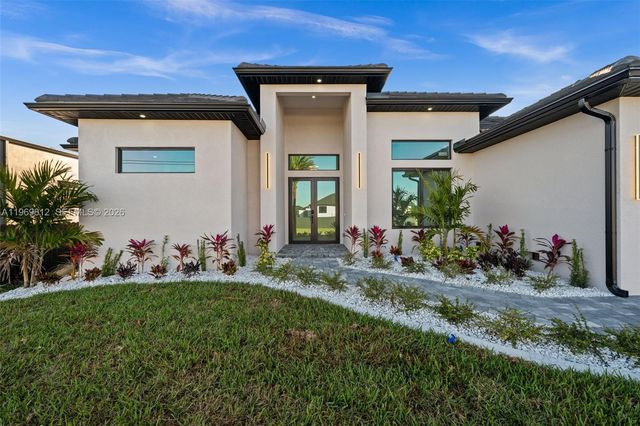 109 SW 37th Place, Cape Coral, FL 33991