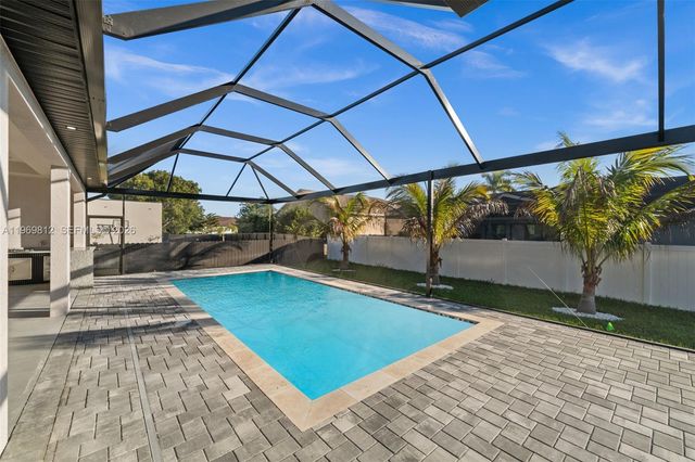 109 SW 37th Place, Cape Coral, FL 33991
