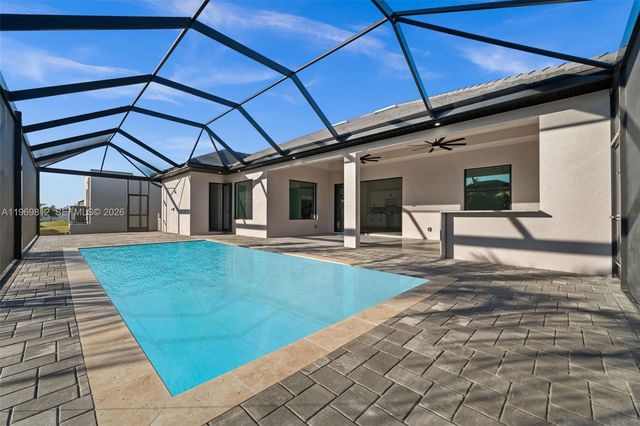 109 SW 37th Place, Cape Coral, FL 33991