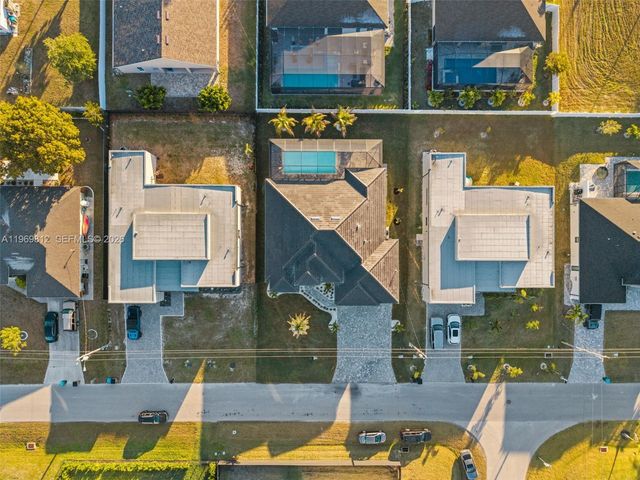 109 SW 37th Place, Cape Coral, FL 33991