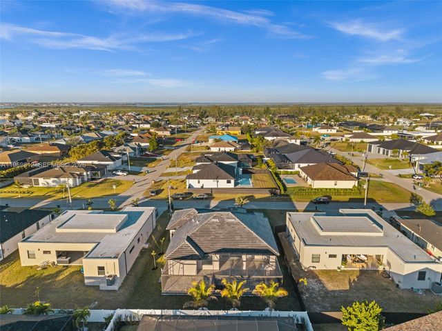 109 SW 37th Place, Cape Coral, FL 33991