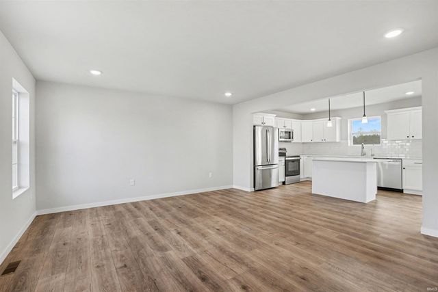 25556 Scent Trail, South Bend, IN 46628