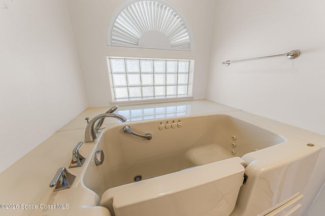 515 Lanternback Island Drive, Satellite Beach, FL 32937