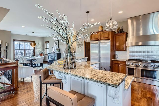 19900 Cottagewood Road, Deephaven, MN 55331