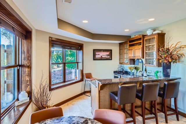 19900 Cottagewood Road, Deephaven, MN 55331