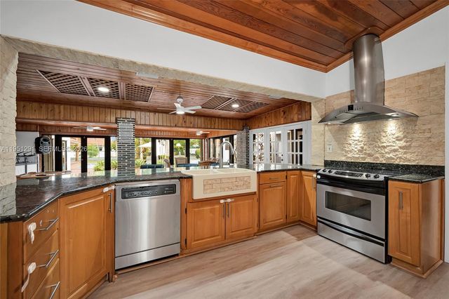 2701 SW 113th Ave, Miami, FL 33165