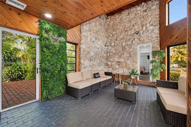 2701 SW 113th Ave, Miami, FL 33165