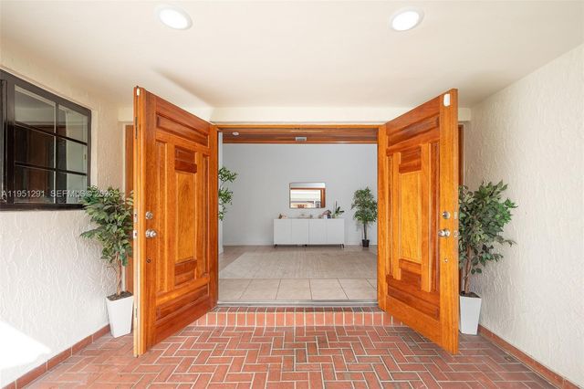 2701 SW 113th Ave, Miami, FL 33165