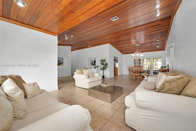 2701 SW 113th Ave, Miami, FL 33165