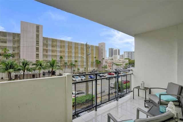 401 Golden Isles Drive 302, Hallandale Beach, FL 33009
