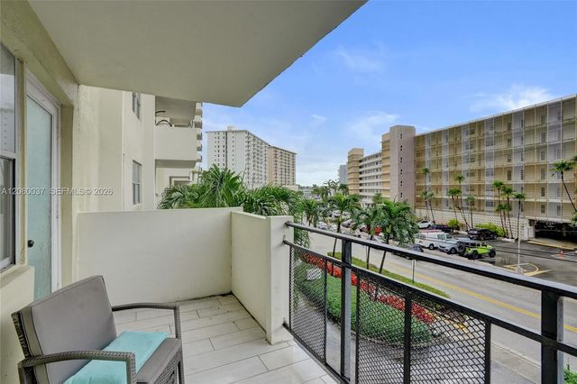 401 Golden Isles Drive 302, Hallandale Beach, FL 33009