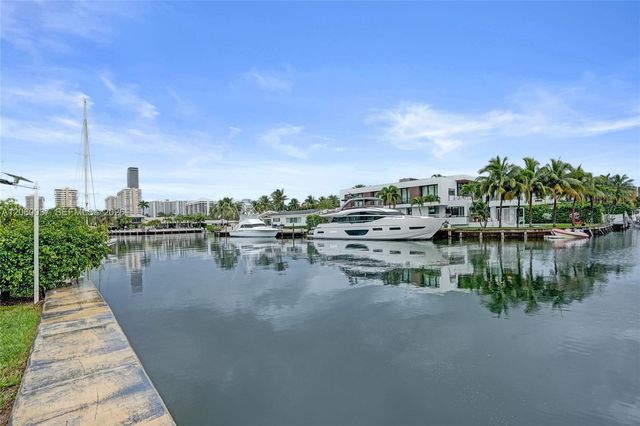 401 Golden Isles Drive 302, Hallandale Beach, FL 33009