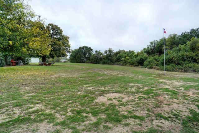 1000 Southeast Parkway, Azle, TX 76020