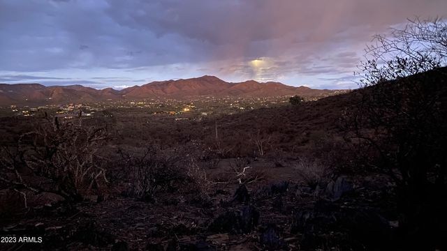 39347 N OLD STAGE Road, Cave Creek, AZ 85331