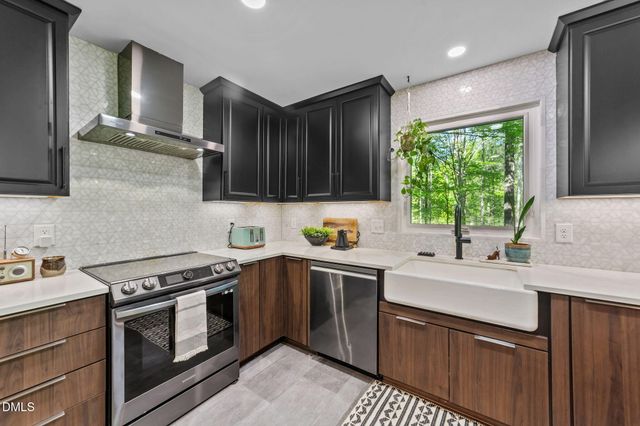 105 Barcliff Terrace, Cary, NC 27518