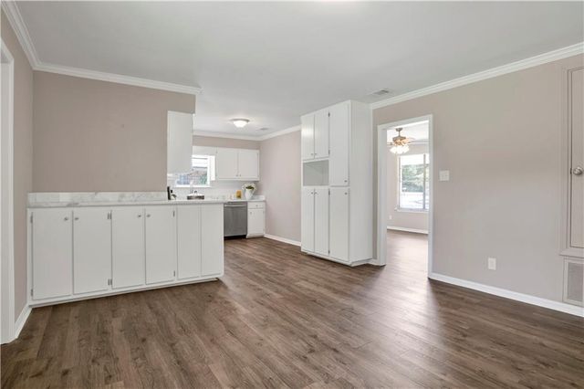 754 Kasserine Pass, Mobile, AL 36609