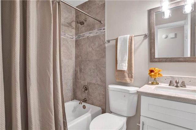 754 Kasserine Pass, Mobile, AL 36609