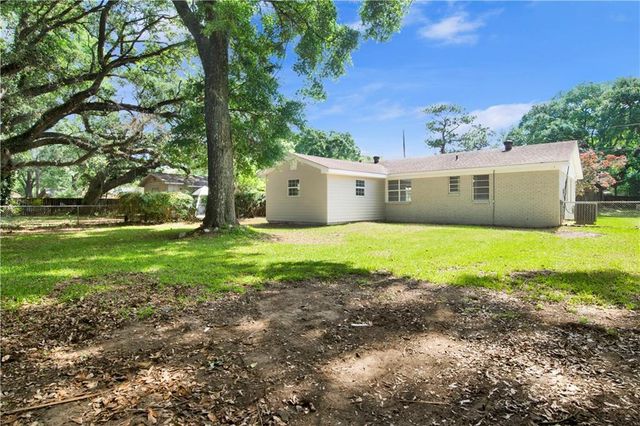 754 Kasserine Pass, Mobile, AL 36609
