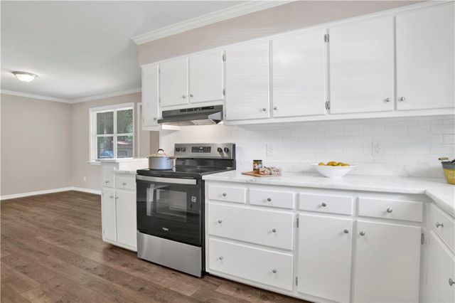 754 Kasserine Pass, Mobile, AL 36609