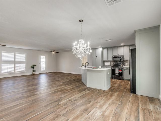 20699 Hensel Street, Harrah, OK 73045