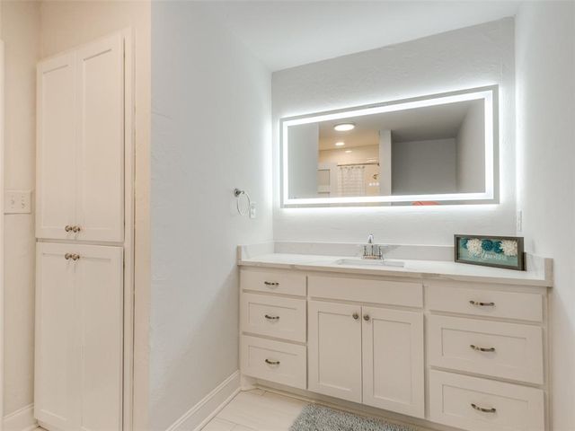 20699 Hensel Street, Harrah, OK 73045