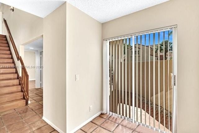 1353 Springside Dr 1363, Weston, FL 33326