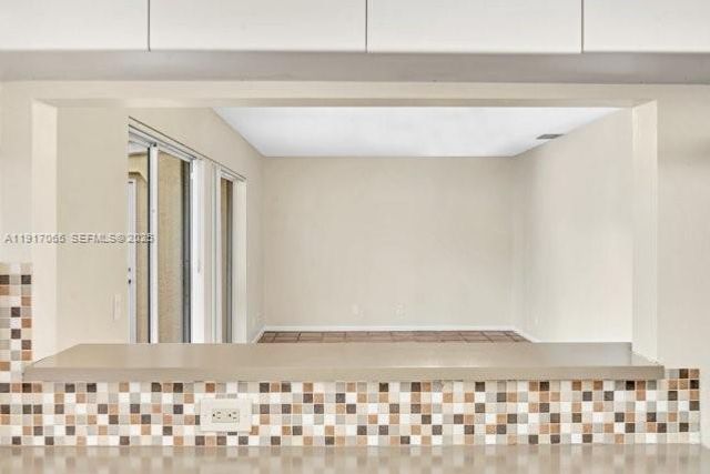 1353 Springside Dr 1363, Weston, FL 33326