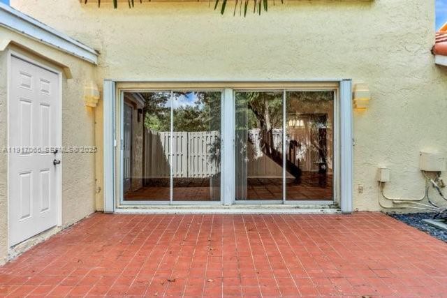 1353 Springside Dr 1363, Weston, FL 33326