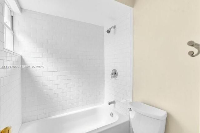 1353 Springside Dr 1363, Weston, FL 33326