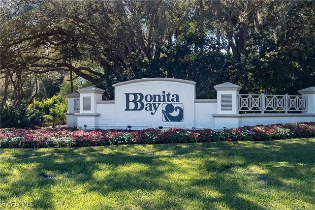 27041 Enclave DR, Bonita Springs, FL 34134