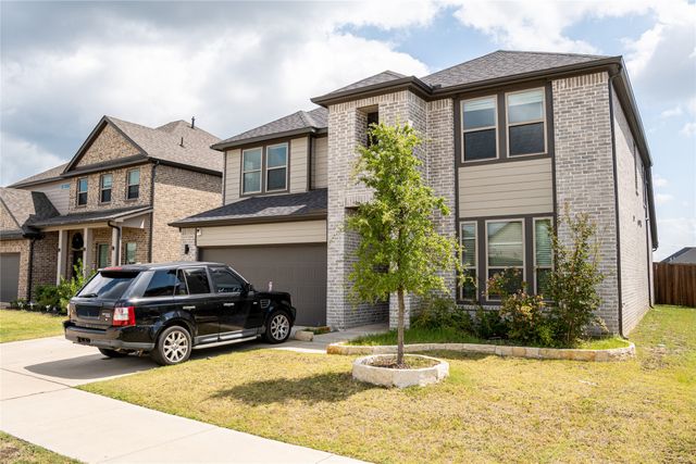 348 Braves Way, Lavon, TX 75166