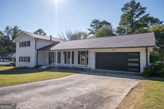 135 Tara Way, Athens, GA 30606