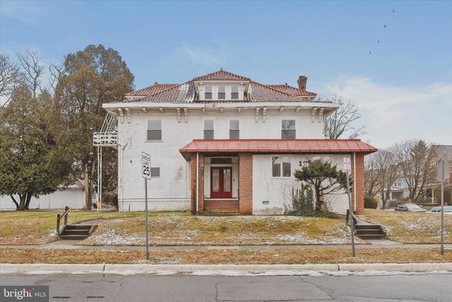 12 PARKSIDE AVE, Trenton, NJ 08618