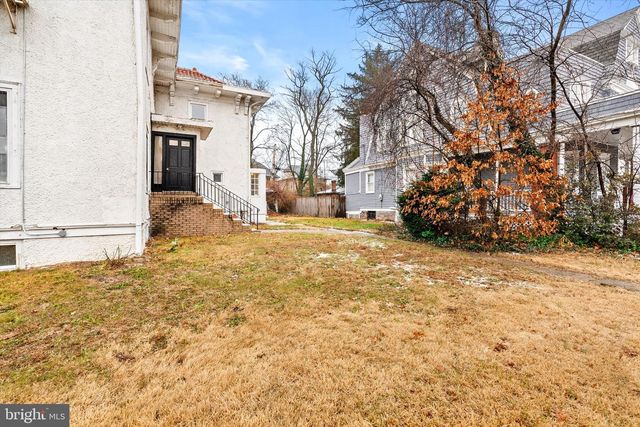 12 PARKSIDE AVE, Trenton, NJ 08618