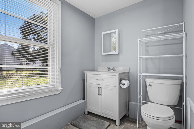 306 JONES AVE, Burlington, NJ 08016