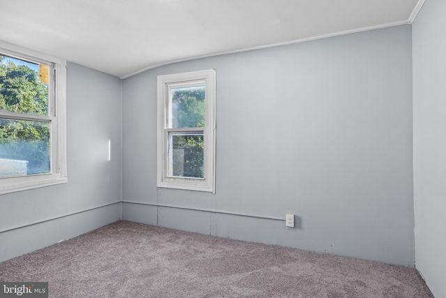 306 JONES AVE, Burlington, NJ 08016