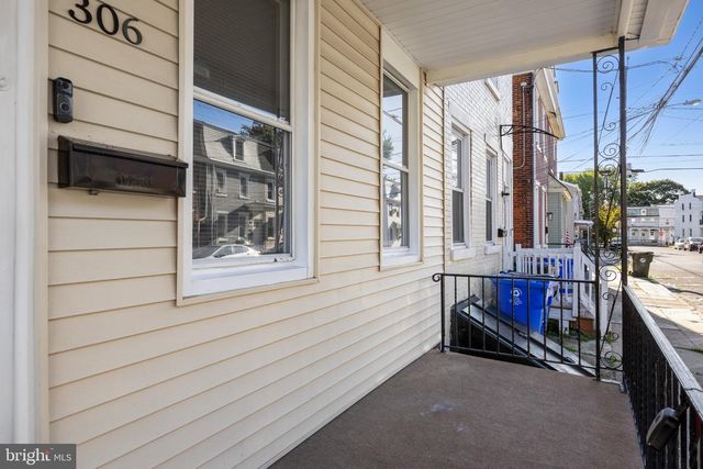 306 JONES AVE, Burlington, NJ 08016