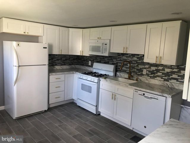 306 JONES AVE, Burlington, NJ 08016