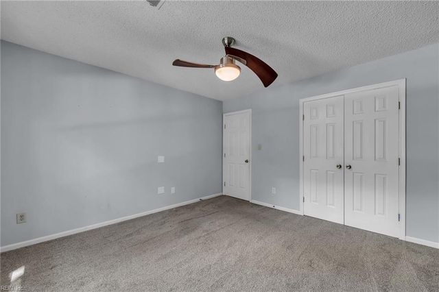 549 Broad Bend CIR, Chesapeake, VA 23320