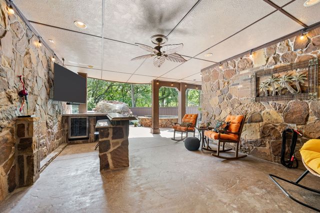 2003 Reserve Court, Flower Mound, TX 75028