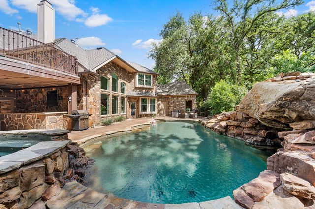 2003 Reserve Court, Flower Mound, TX 75028
