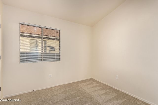 7739 S Lions Spring Way, Tucson, AZ 85747