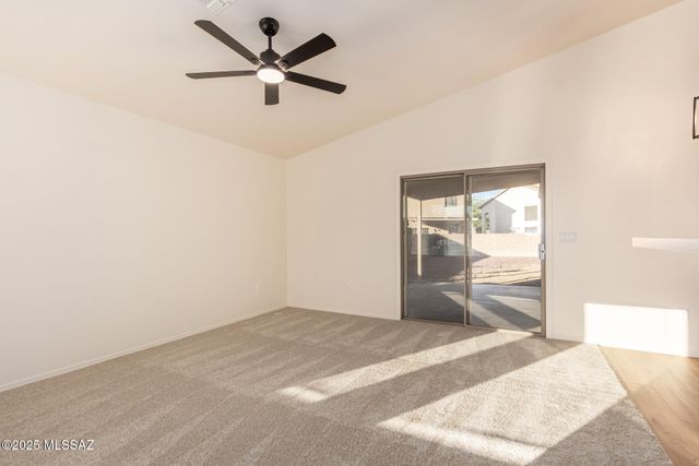 7739 S Lions Spring Way, Tucson, AZ 85747