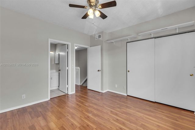 16640 Hemingway Dr 16640, Weston, FL 33326