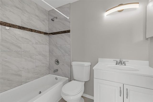 16640 Hemingway Dr 16640, Weston, FL 33326