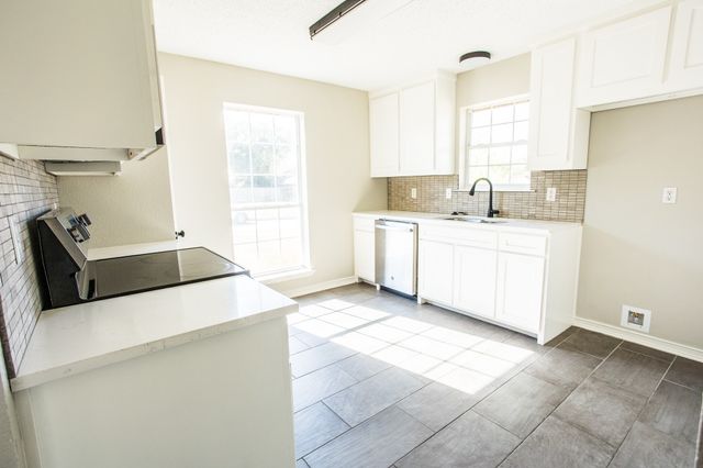 1884 Nottingham Drive, Kaufman, TX 75142