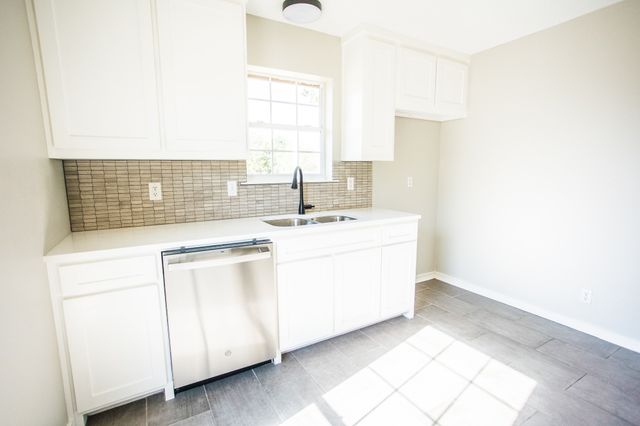 1884 Nottingham Drive, Kaufman, TX 75142