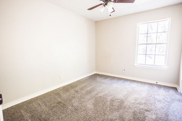 1884 Nottingham Drive, Kaufman, TX 75142