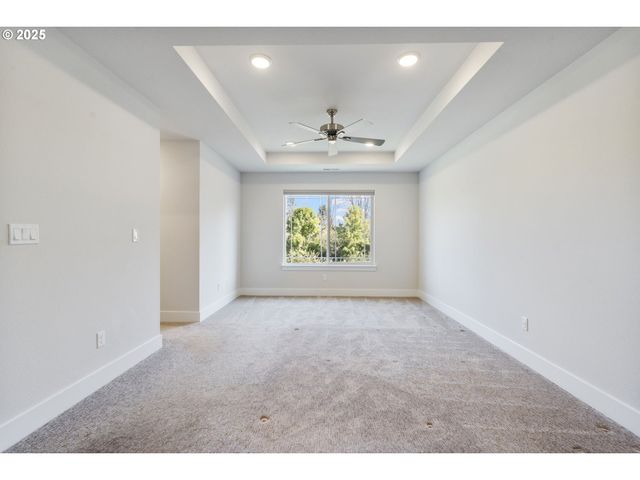 18246 Sw SILVERTIP St, Beaverton, OR 97007